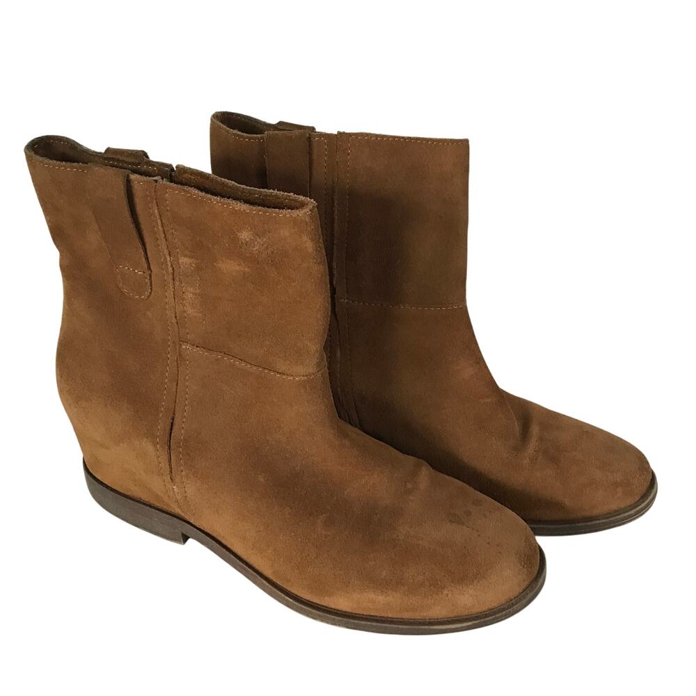 Kenneth Cole Reaction Boots Booties Size 10M Tan Brown Suede Pull On Slight Heel